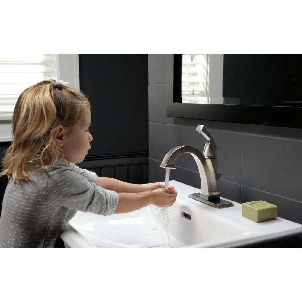Robinet de lavabo de salle de bain à 1 poignée et trou unique Dryden, montage sur pont, débit standard, acier inoxydable