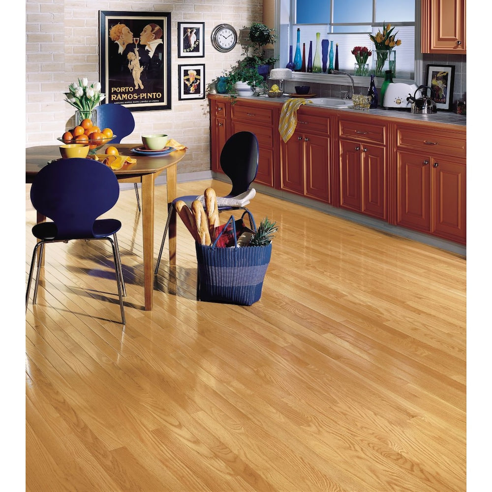 AO Oak Natural 3/4-inch Thick x 2 1/4-inch W Hardwood Flooring (20 sq. ft. / case)