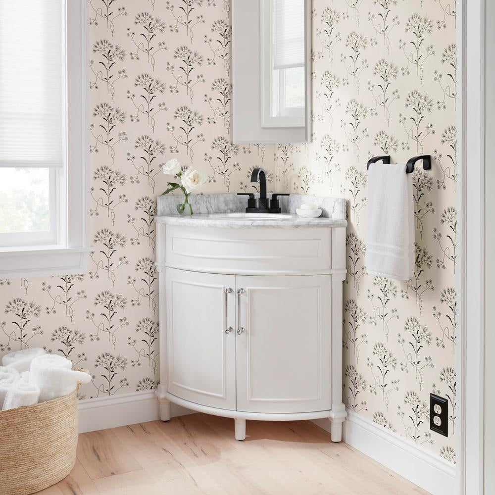 Robinet de salle de bain central Farrington de 4 pouces en noir mat