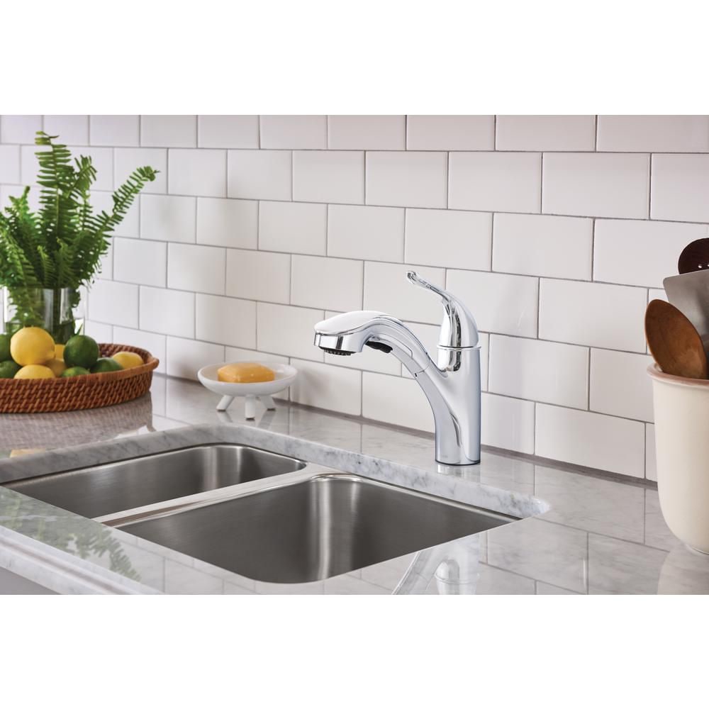 Robinet de cuisine à poignée unique et pulvérisateur extractible Brecklyn avec Power Clean en chrome