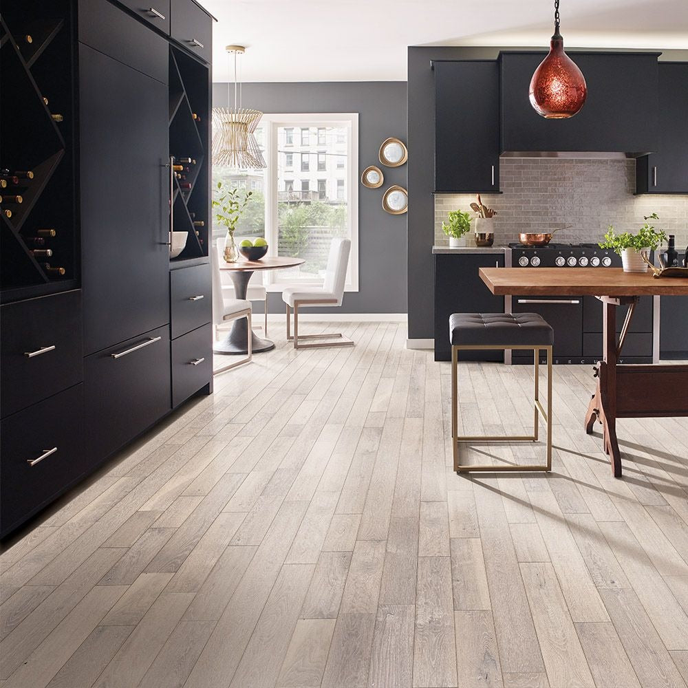 Oak Cloud Land 3/4-inch T x 5-inch W x Varying Length Solid Hardwood Flooring (23.5 sq.ft./case)