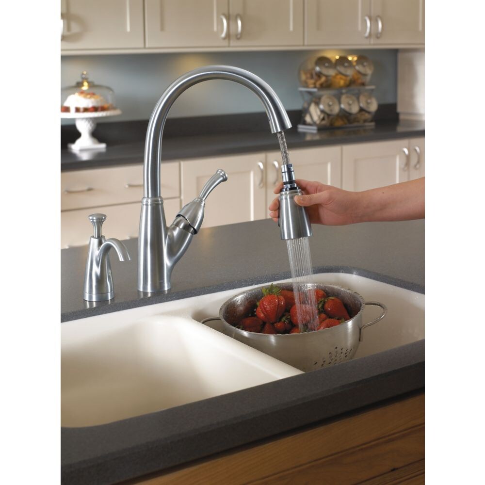 Arabella Single-Handle Pull-Down Sprayer Kitchen Faucet with ShieldSpray Technology in Stainless