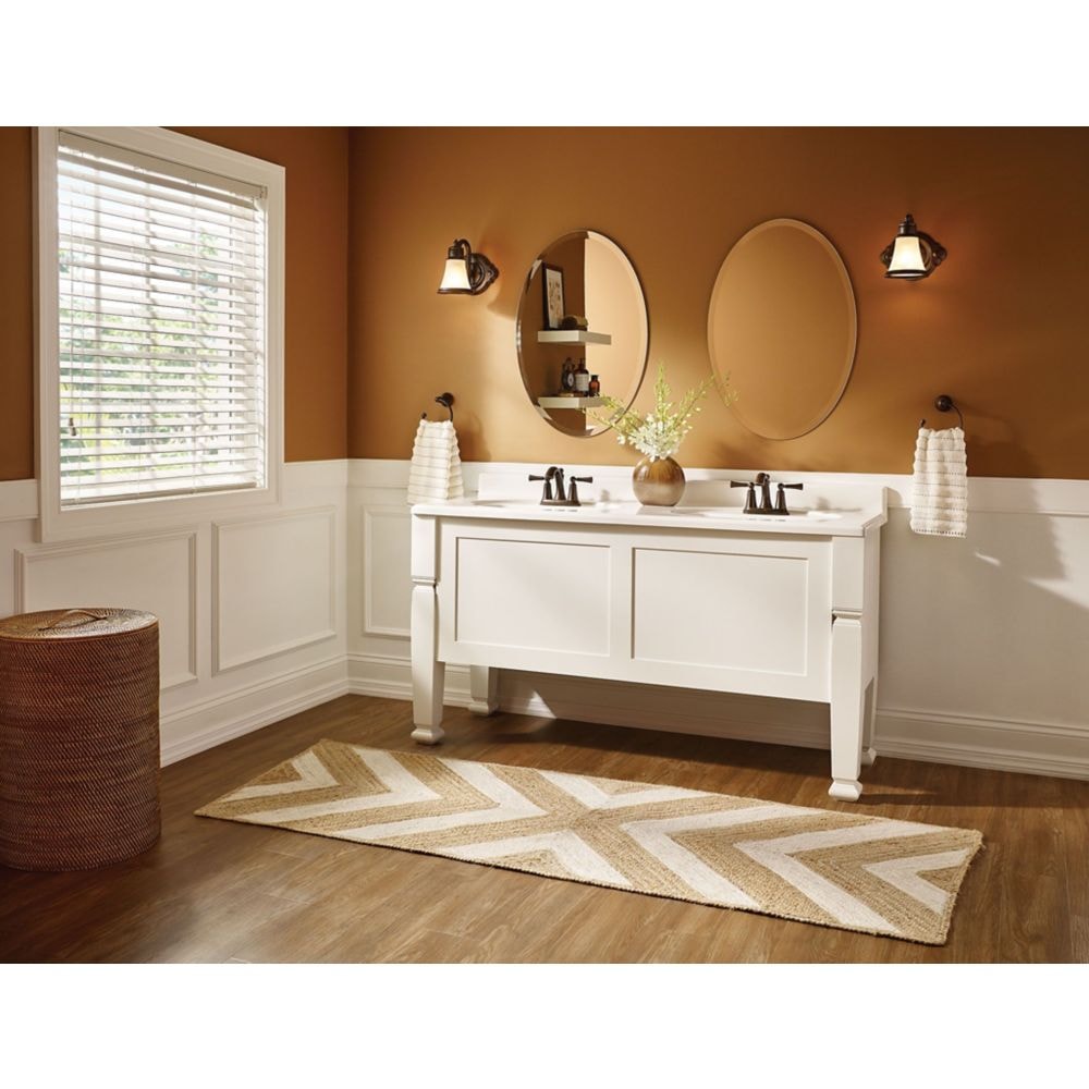 Wynford 2 Handle 4-inch Centerset Bathroom Sink Faucet/Tap in Chrome (Drain and Valve Included)