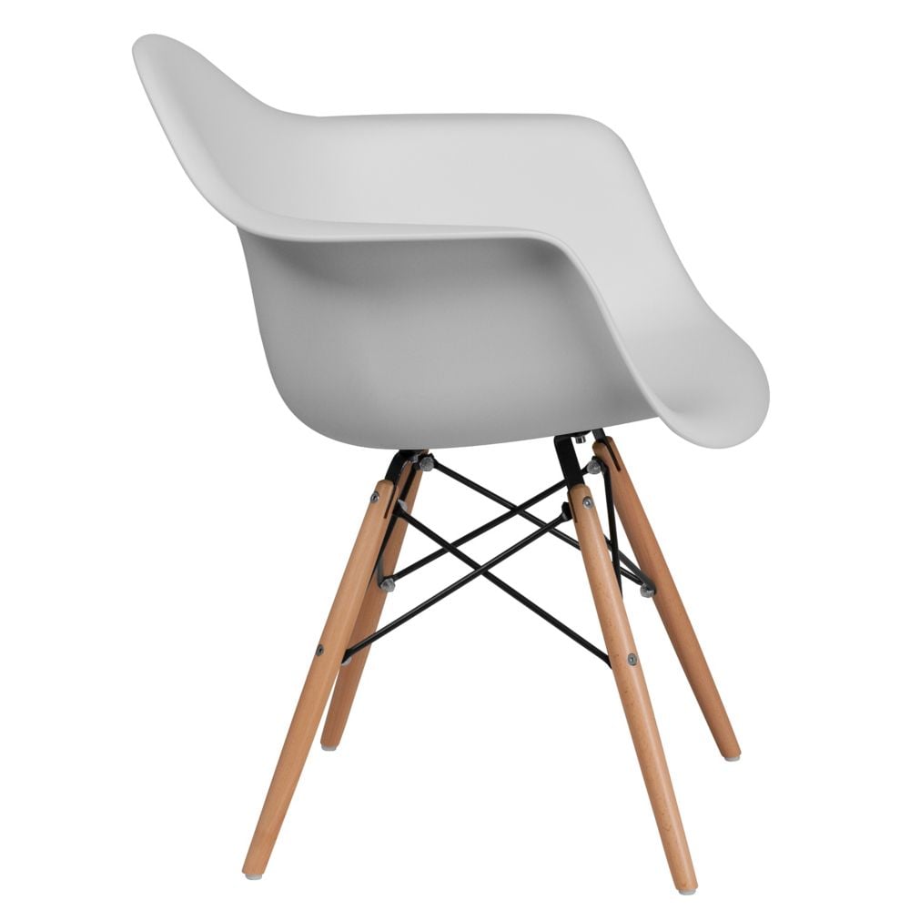 Chaise en plastique/bois blanche
