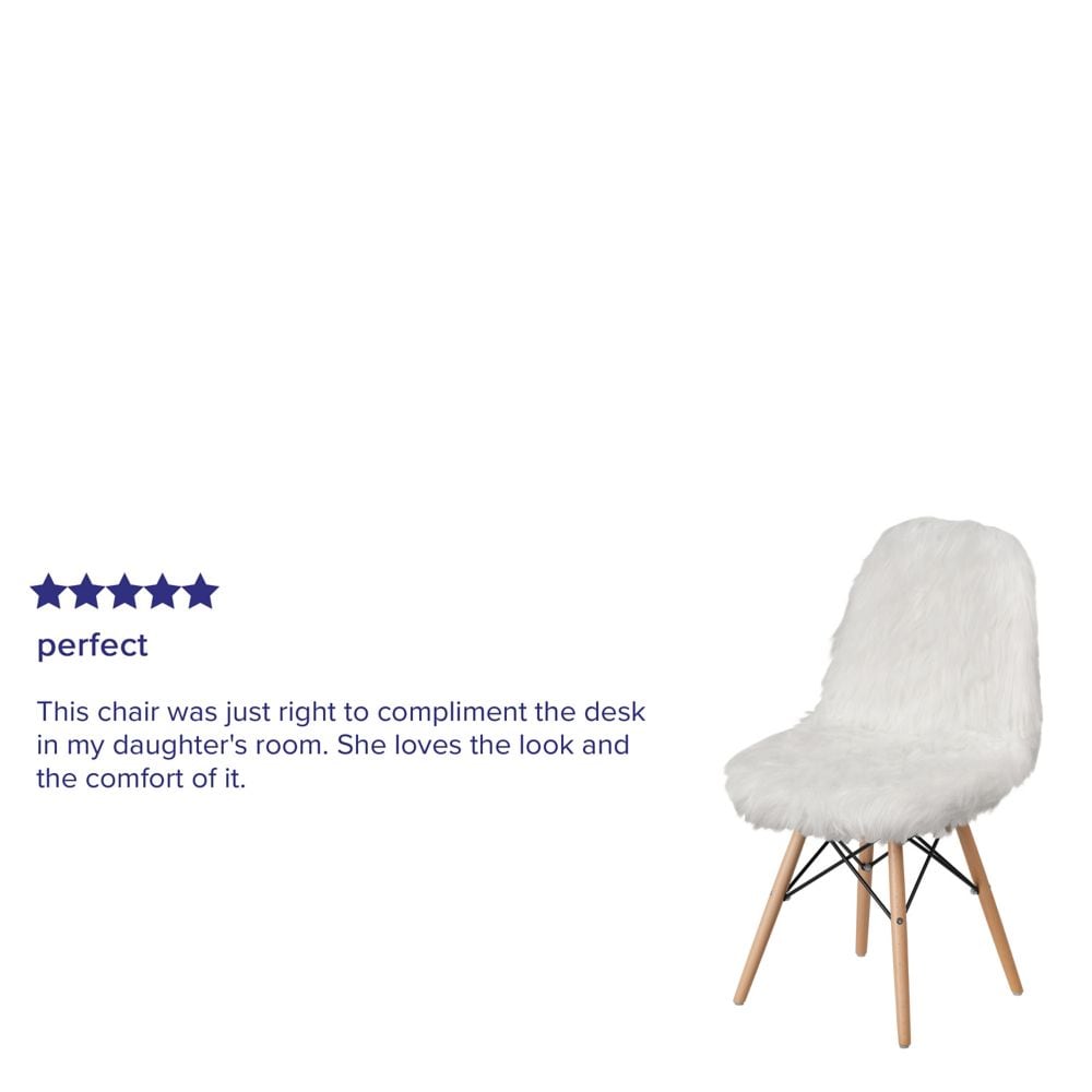 Chaise à poils longs blanche