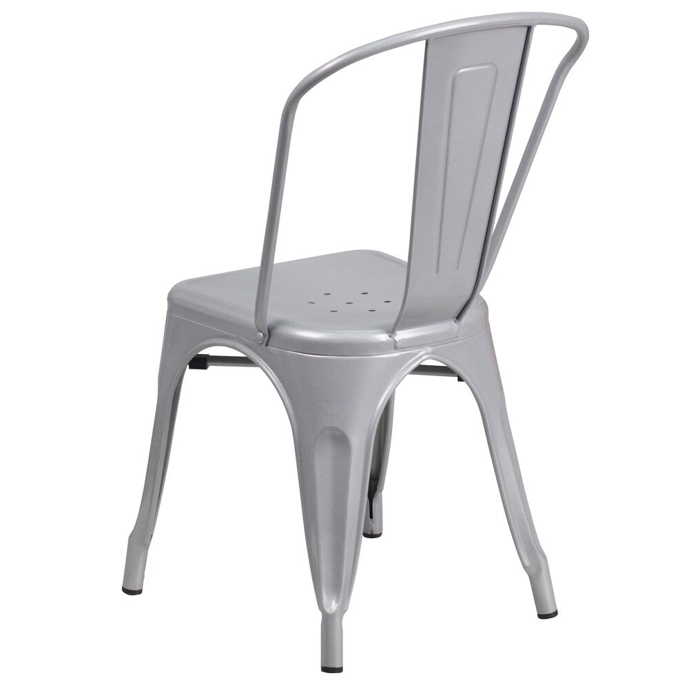 Chaise en métal argenté