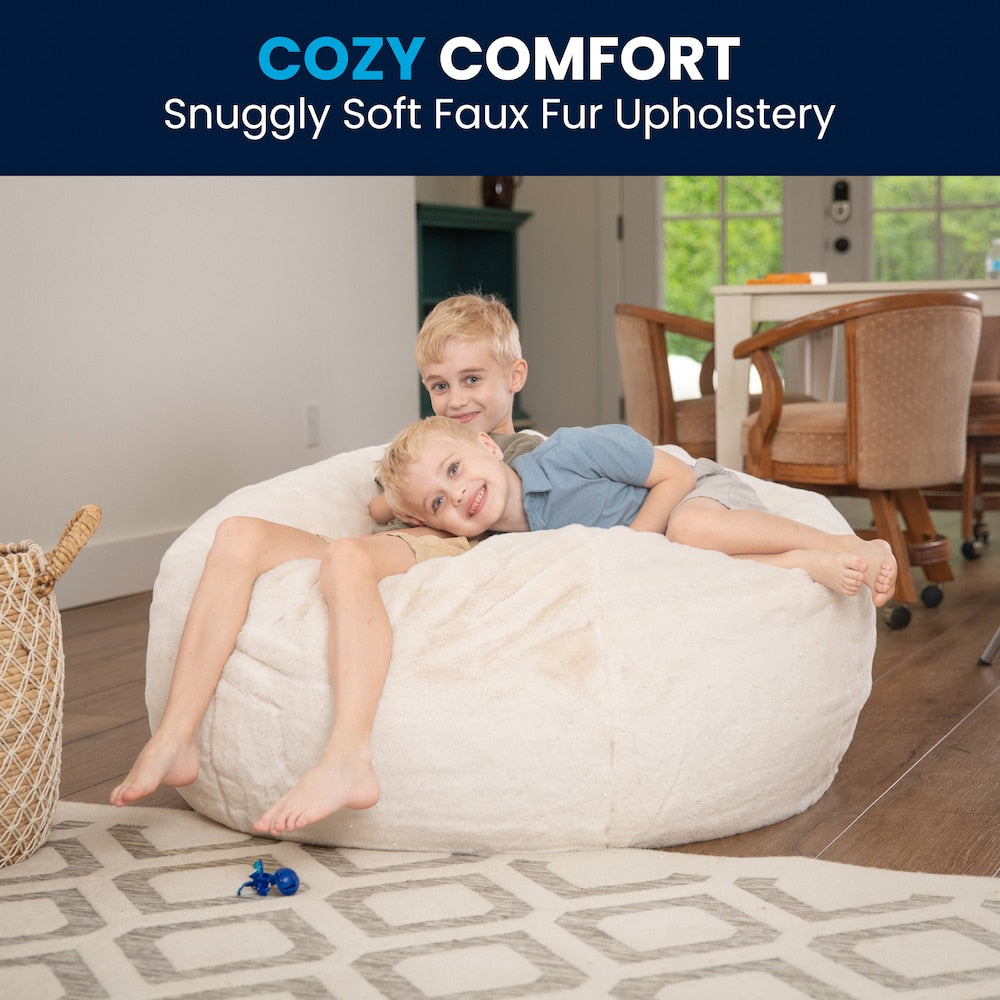 Pouf en fourrure blanche