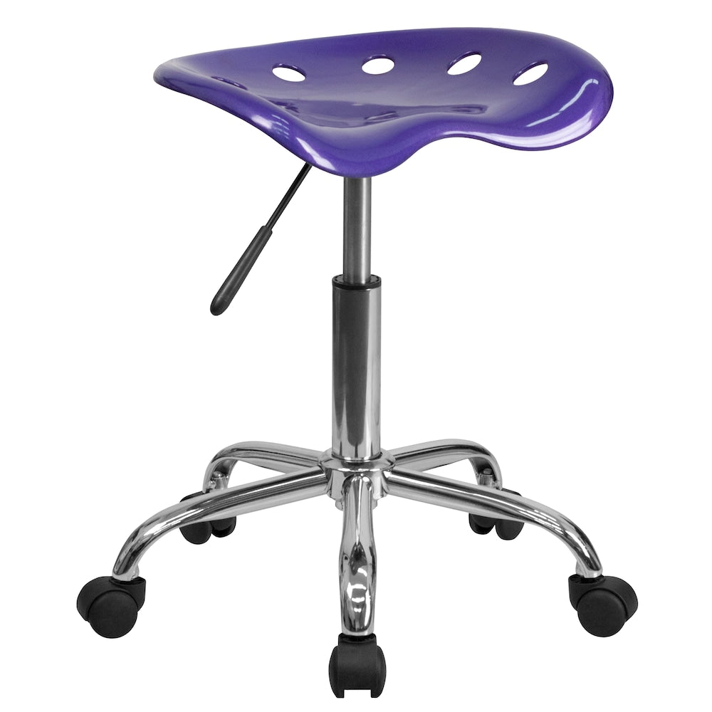 Siège de tracteur violet vibrant et tabouret chromé