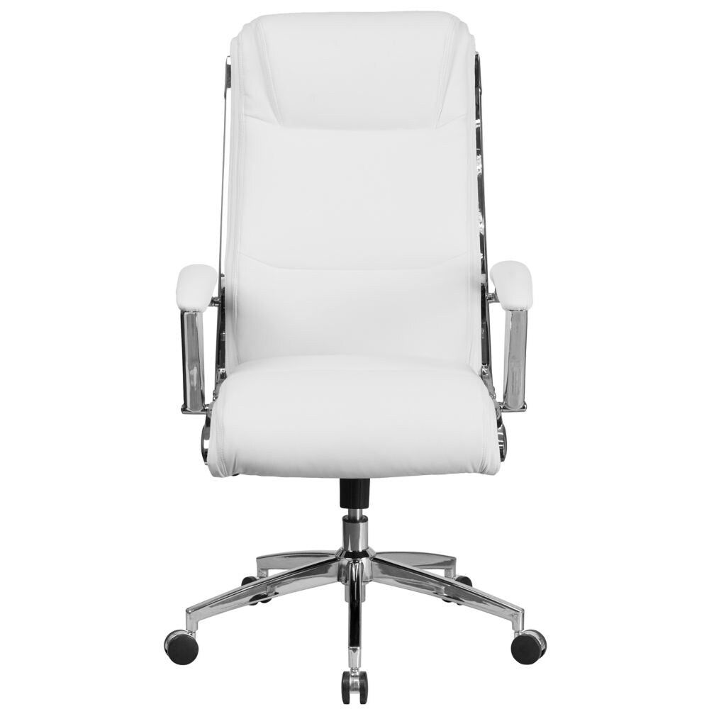 Chaise en cuir blanc à dossier haut