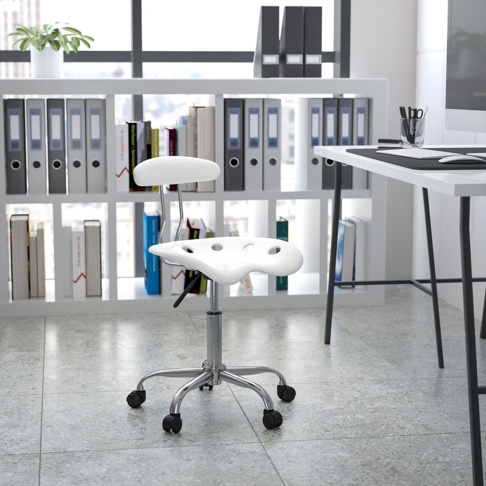 Chaise de travail pivotante blanche et chromée vibrante avec siège tracteur