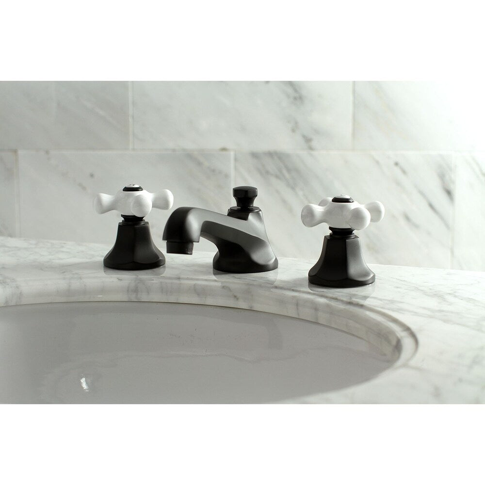 Robinet de salle de bain à 2 poignées en porcelaine métropolitaine de 8 po en noir mat