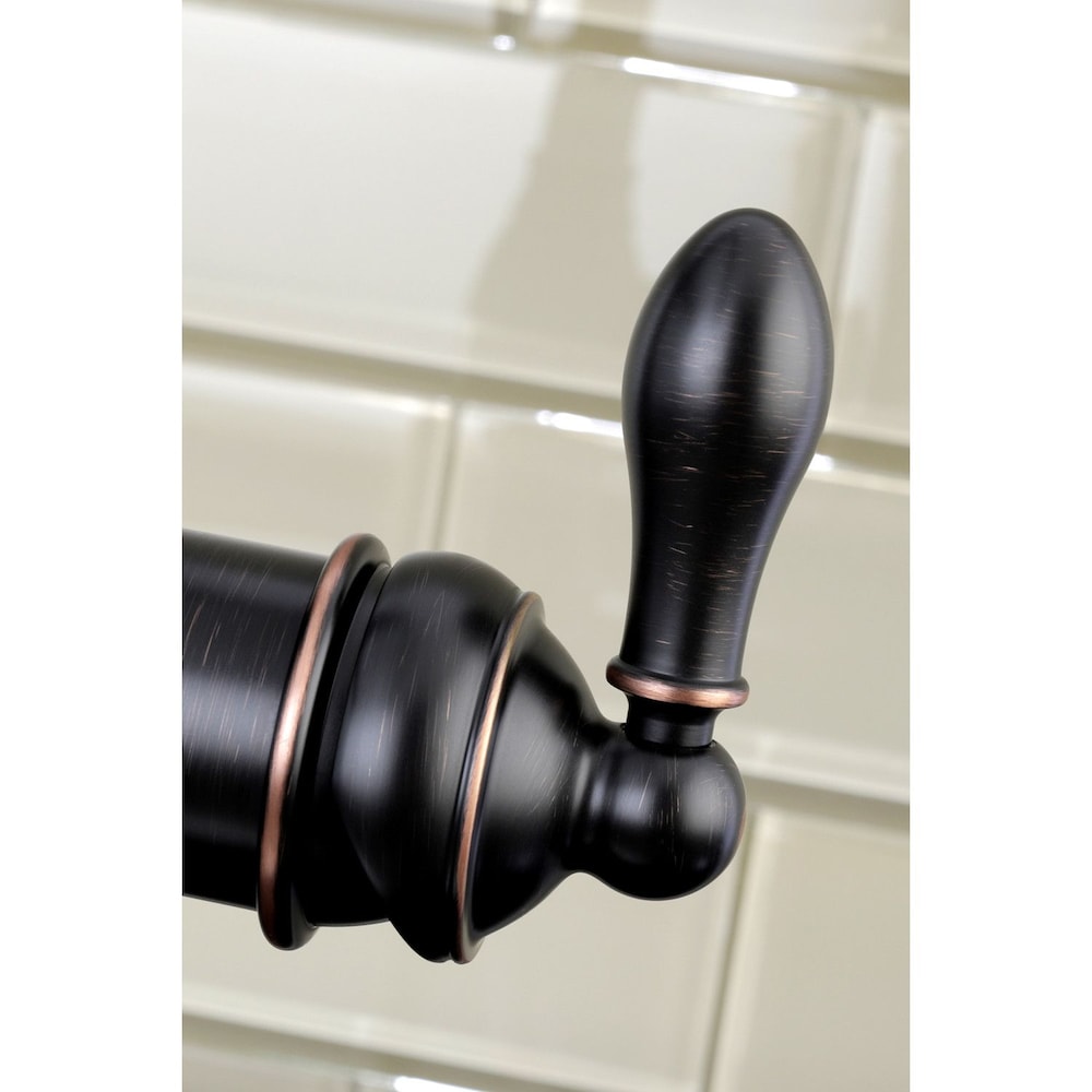 Robinet de cuisine classique à poignée unique et pulvérisateur rétractable en bronze huilé