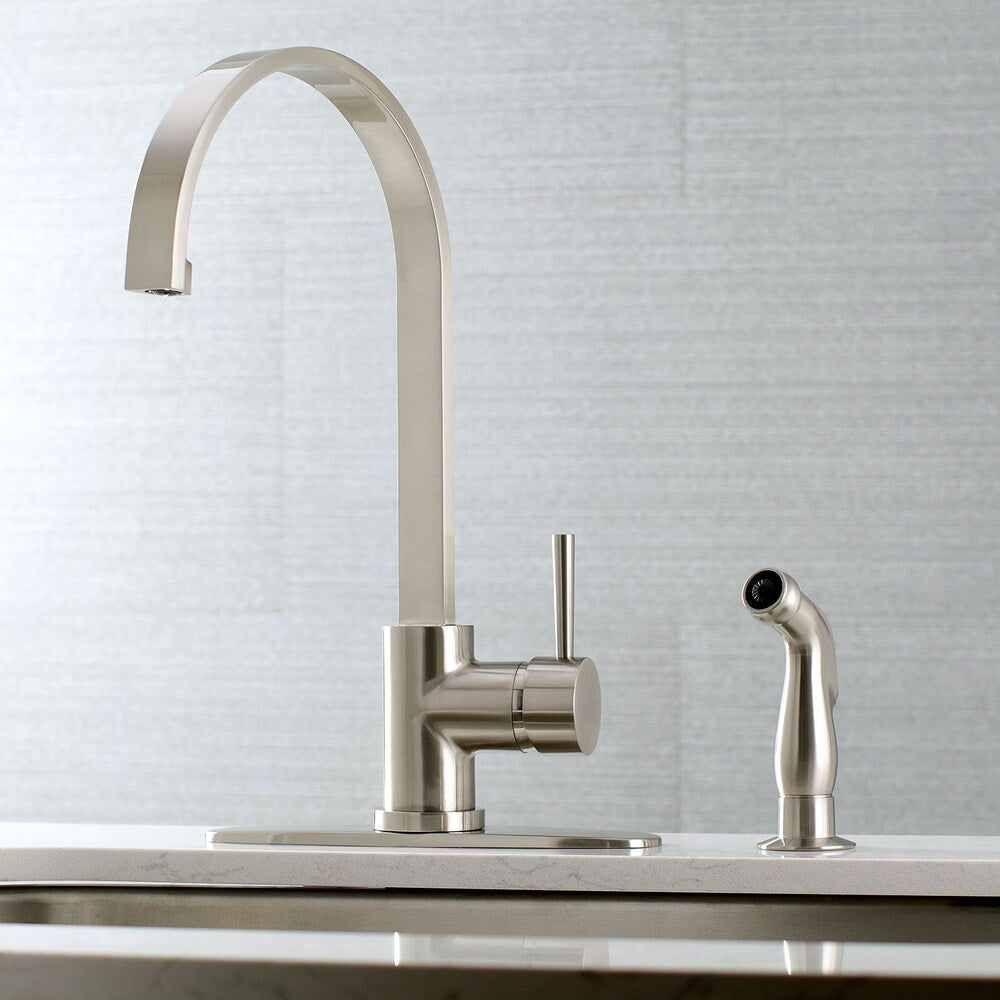 Robinet de cuisine standard à poignée unique Concord avec pulvérisateur latéral en nickel satiné