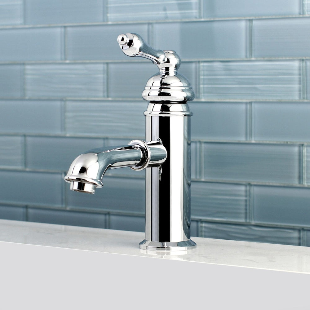 Robinet de salle de bain traditionnel à poignée unique et trou unique en chrome poli