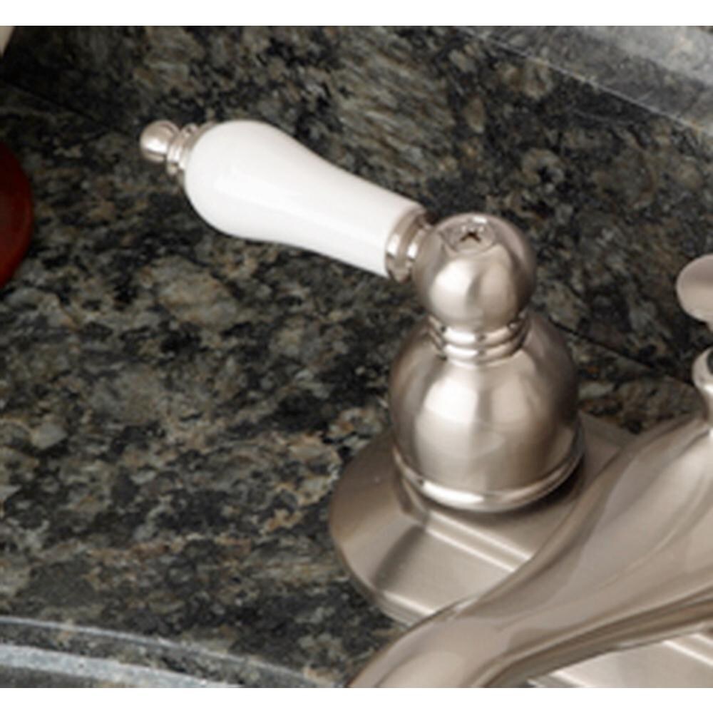 Robinet de salle de bain à arc bas et à 2 poignées en porcelaine de 4 po en nickel satiné