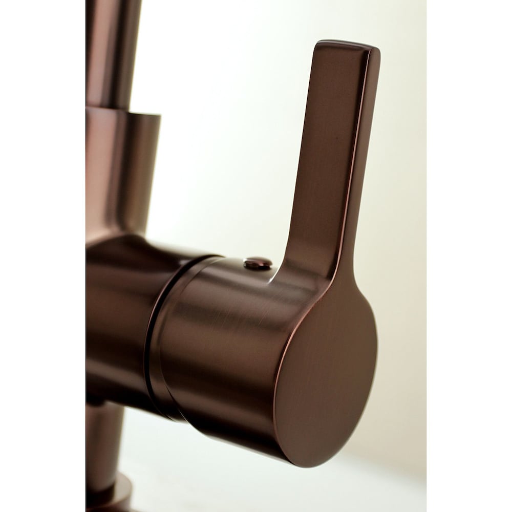 Robinet de cuisine moderne à poignée unique et pulvérisateur rétractable en bronze huilé