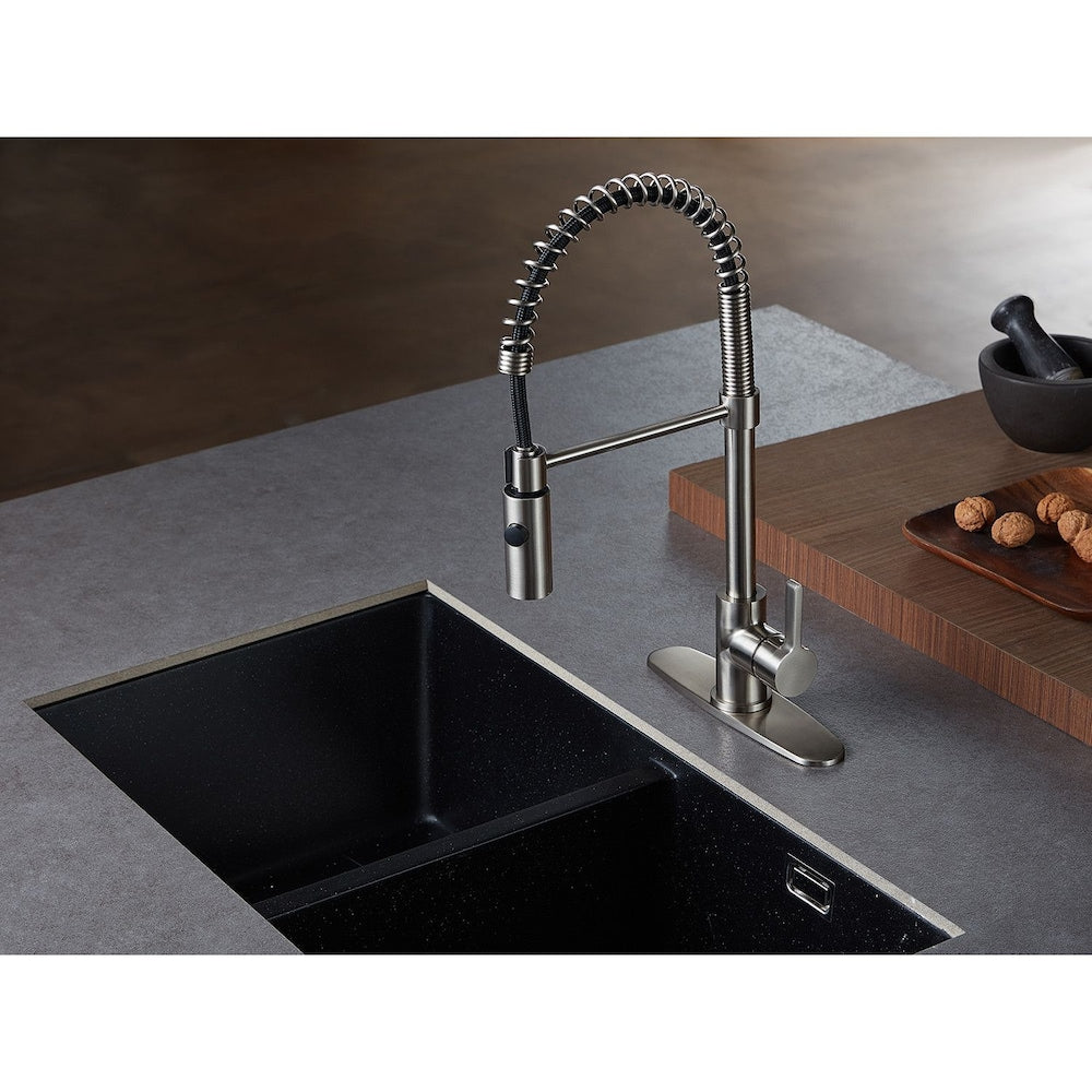 Robinet de cuisine Continental à poignée unique et douchette rétractable en nickel satiné