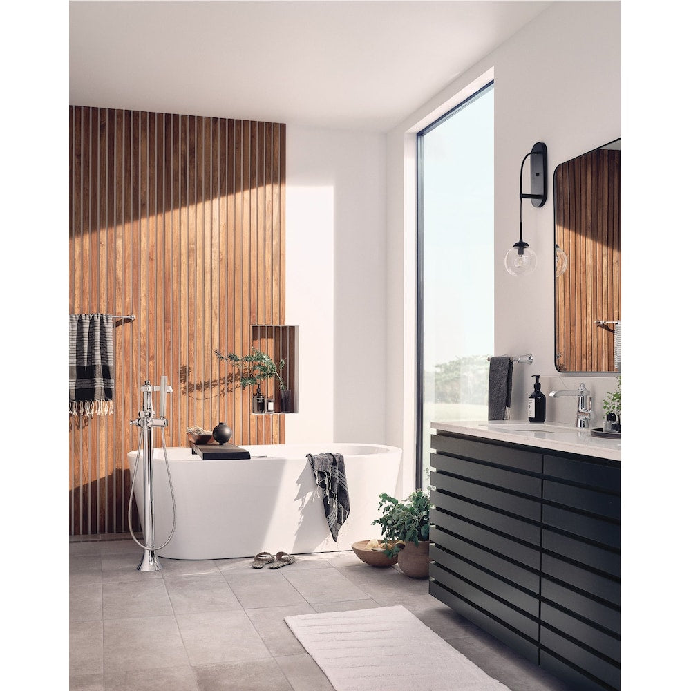 Robinet de lavabo de salle de bain monotrou à poignée unique Flara en chrome (vidange et valve incluses)