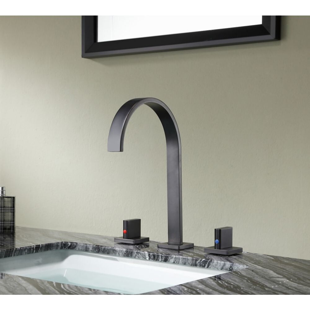 Robinet de salle de bain à 2 poignées Sabre de 8 pouces en bronze huilé