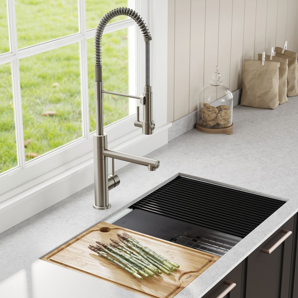 Single-Handle Kitchen Faucet with Pre-Rinse Sprayer and Pot Filler