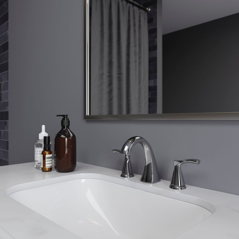 Robinet de lavabo de salle de bain à 2 poignées Masey de 8 pouces en chrome poli