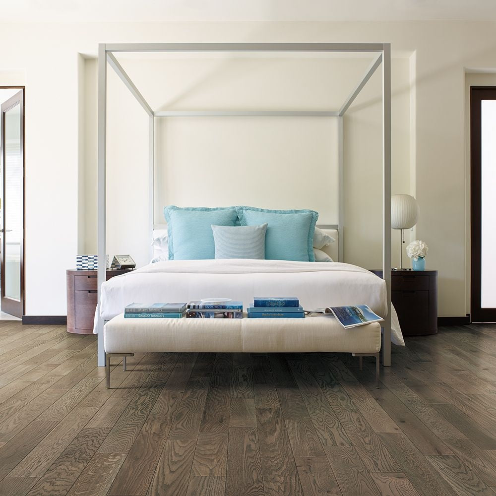 Plancher de bois franc massif Solana, 3/4 po d'épaisseur x 5 po de largeur, Chêne français (904 pi2/palette)