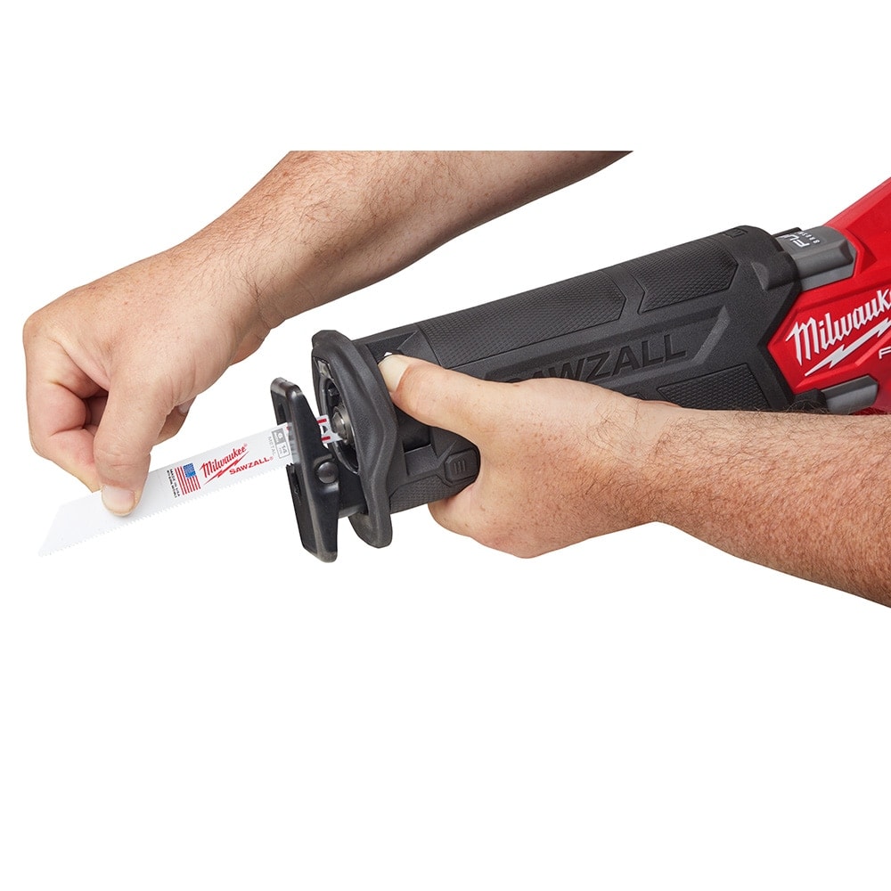 M18 FUEL 18V Lithium-Ion Brushless Cordless SAWZALL Reciprocating Saw Kit (2) 5.0 Ah Batteries