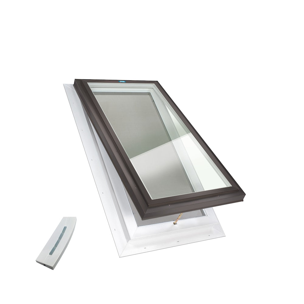 Puits de lumière ouvrant électrique de luxe à triple vitrage transparent de 22,5 x 34,5 po avec solin automatique