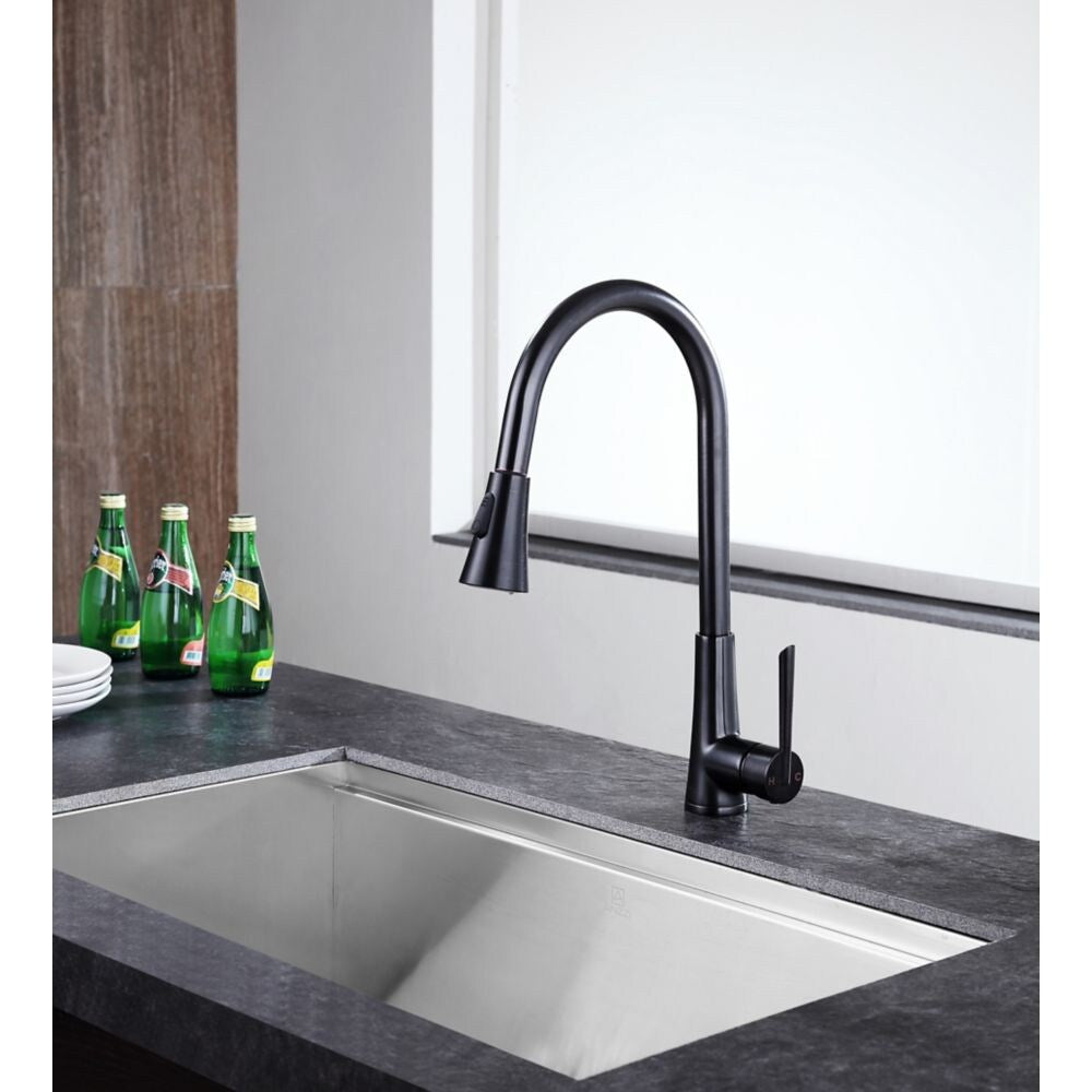 Robinet de cuisine à poignée unique Tulip avec douchette extractible en bronze huilé