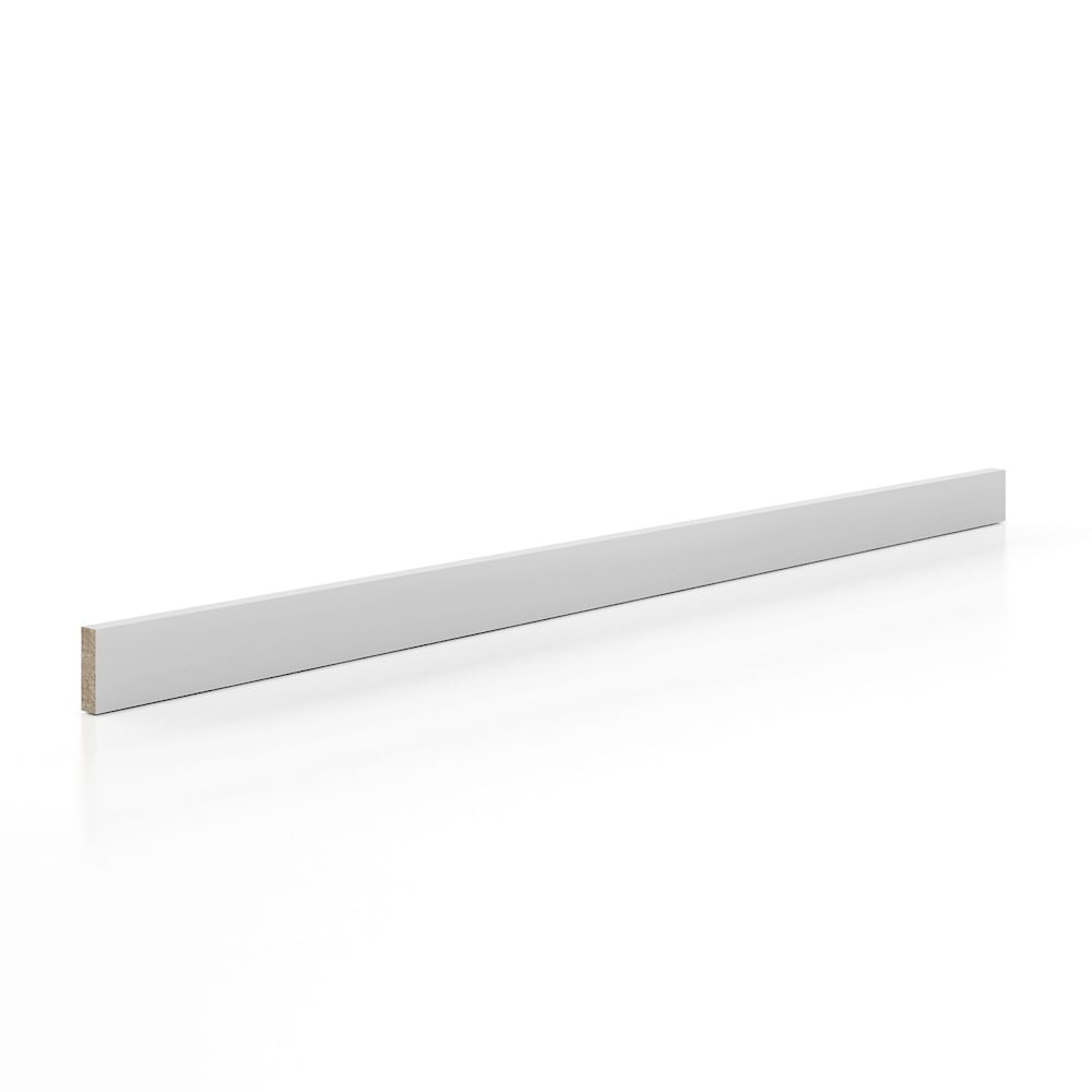 Moulure blanche Oxford de 2,5 po x 96 po pour armoires de cuisine