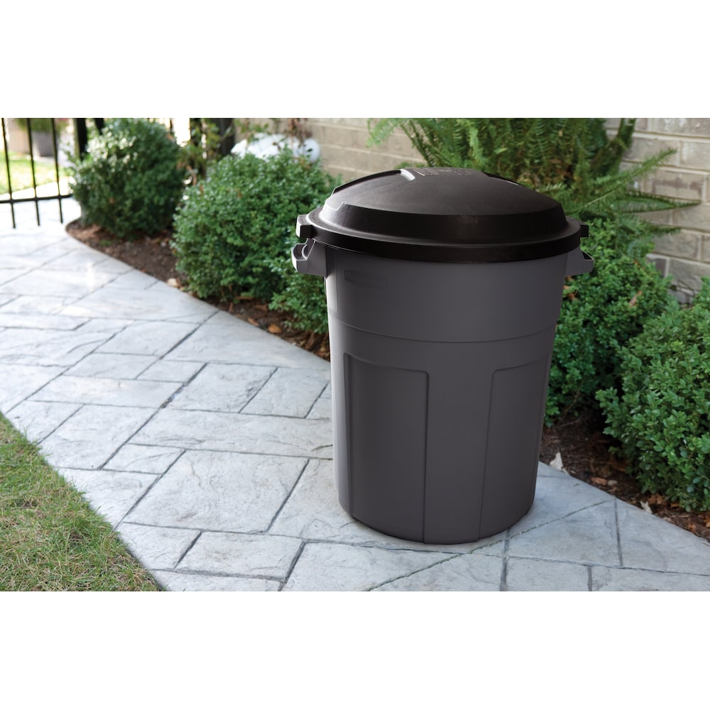 Roughneck 75.5 L (20 Gallon) Animal Resistant Outdoor Trash/Garbage Can/Bin