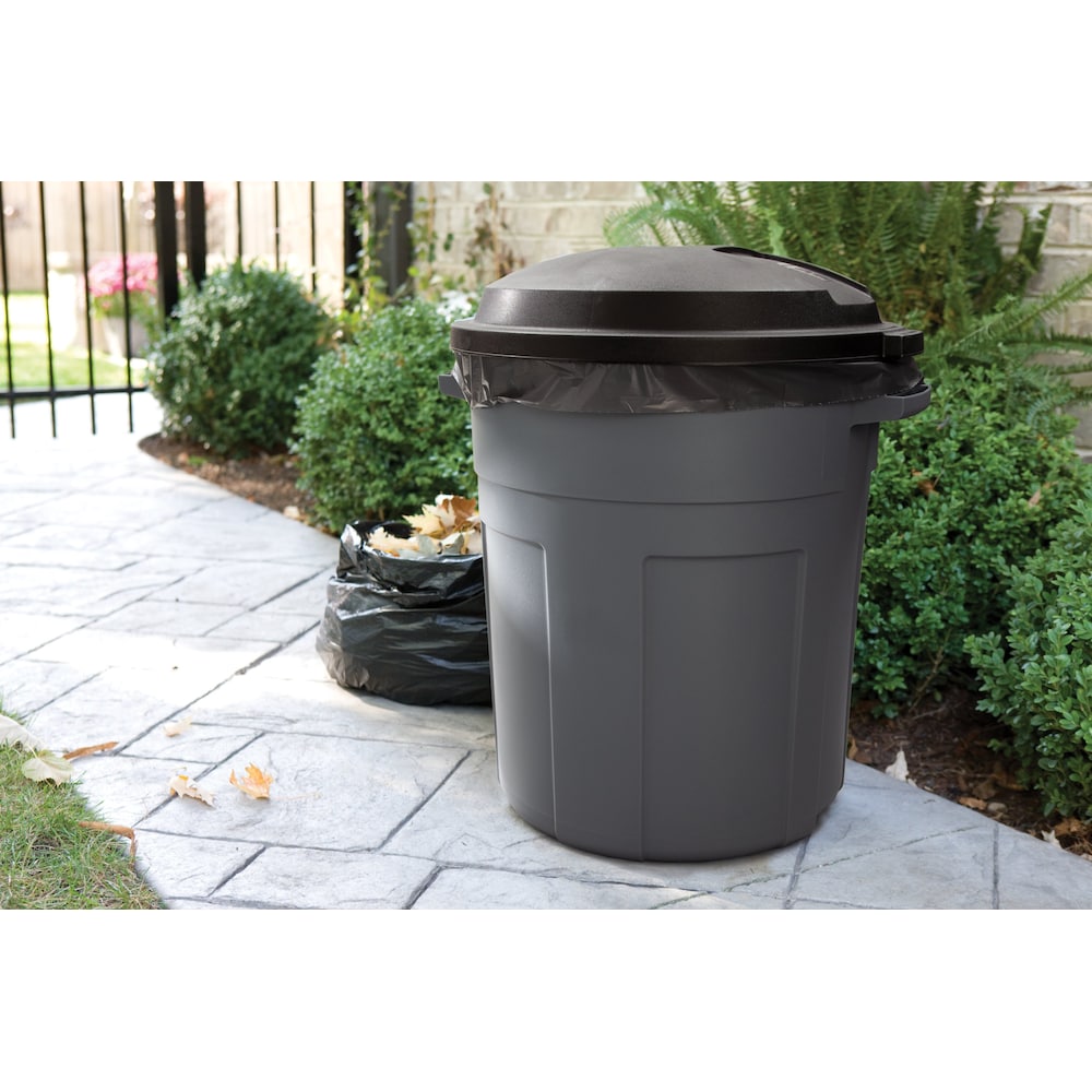 Roughneck 75.5 L (20 Gallon) Animal Resistant Outdoor Trash/Garbage Can/Bin