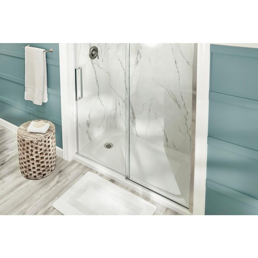 Plancher de vinyle de luxe imperméable à encliquetage en chêne Chiffon Lace de 7 mm x 8,7 po l x 47,6 po L 22 MIL (20,06 pi2/caisse)