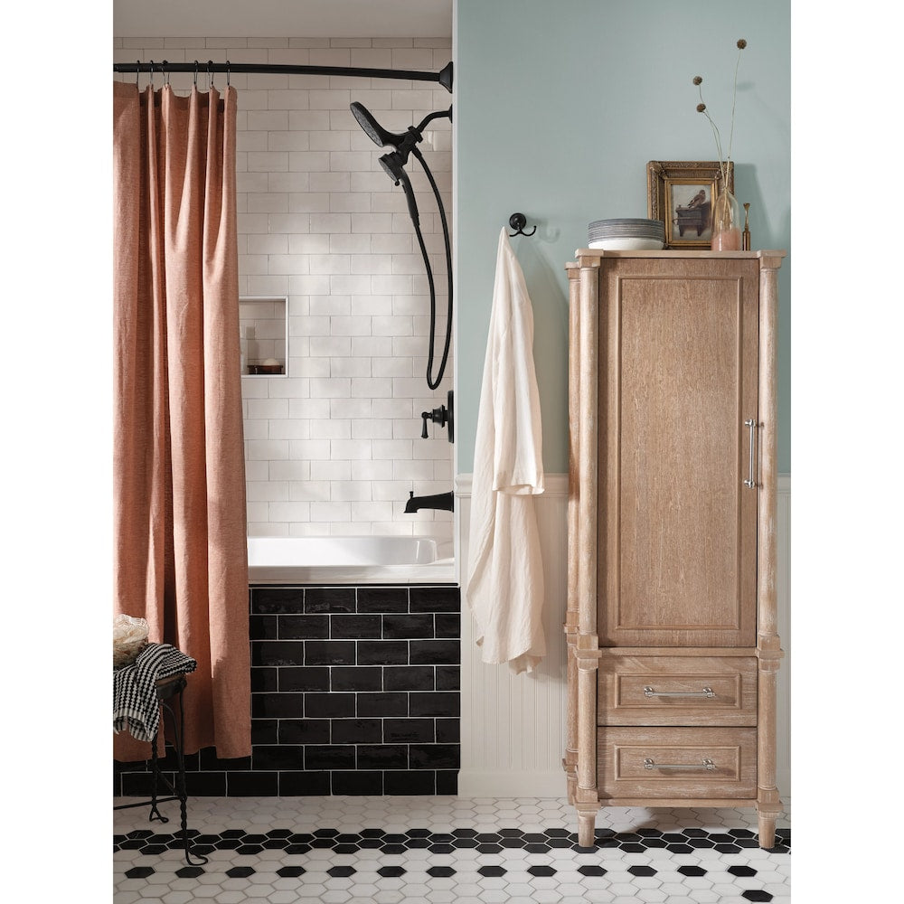 Robinet de baignoire-douche à poignée unique Brecklyn à 6 jets avec pomme de douche à effet pluie Magnetix en noir mat