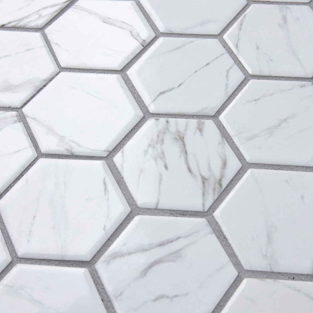 Flo 2" Hex White 11-1/8 in. x 12-5/8 in. x 7 mm Porcelain Mosaic (9.96 sq. ft. /Case)