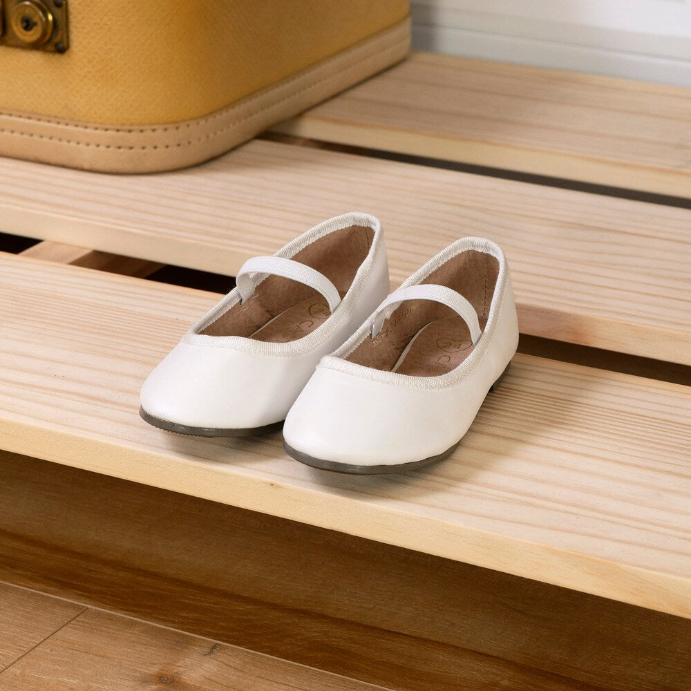 Portant à vêtements scandinave pour enfants Sweedi 25 po x 40 po x 50 po en bois naturel