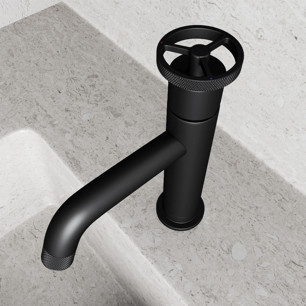 Cass Pinnacle Single Hole Single-Handle Bathroom Faucet in Matte Black