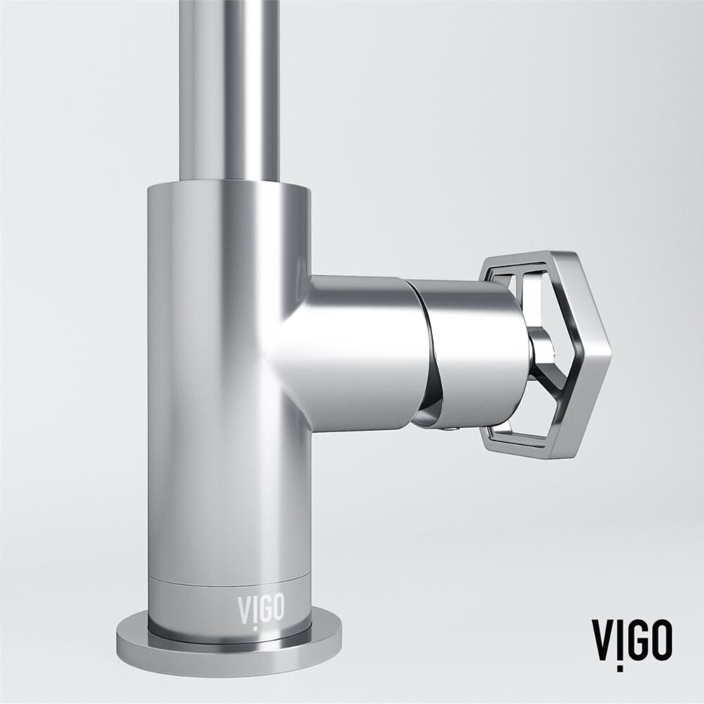 Robinet de salle de bain à poignée unique oblique à trou unique Ruxton en chrome
