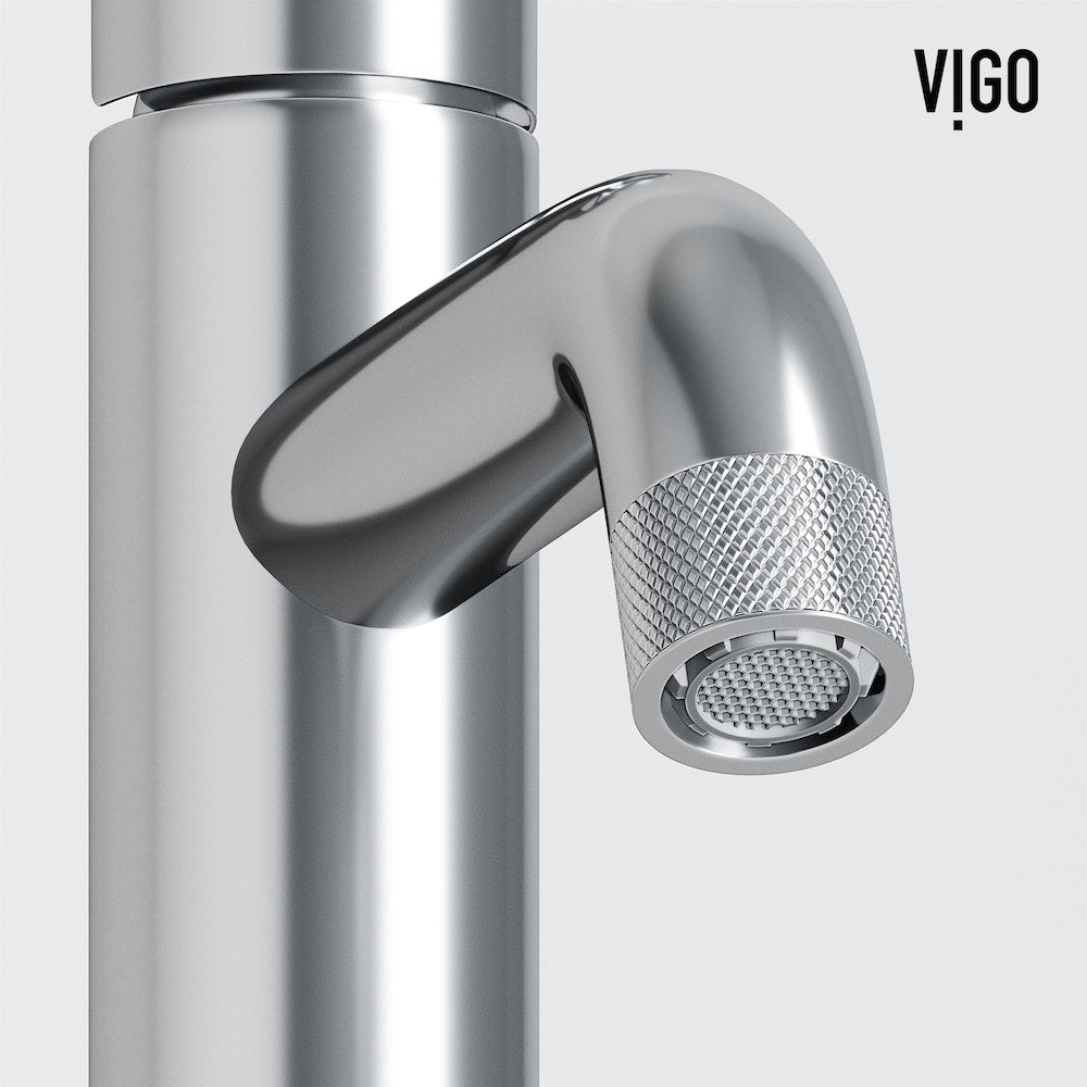 Cass Pinnacle Single Hole Single-Handle Bathroom Faucet in Chrome