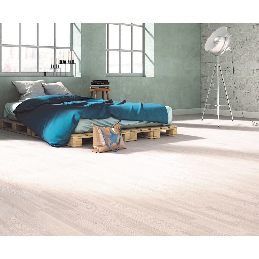 SQUARE EDGE 1/2-inch x 7-1/5-inch Frosty Engineered Oak Hardwood Planks (38.61 sq. ft./case)