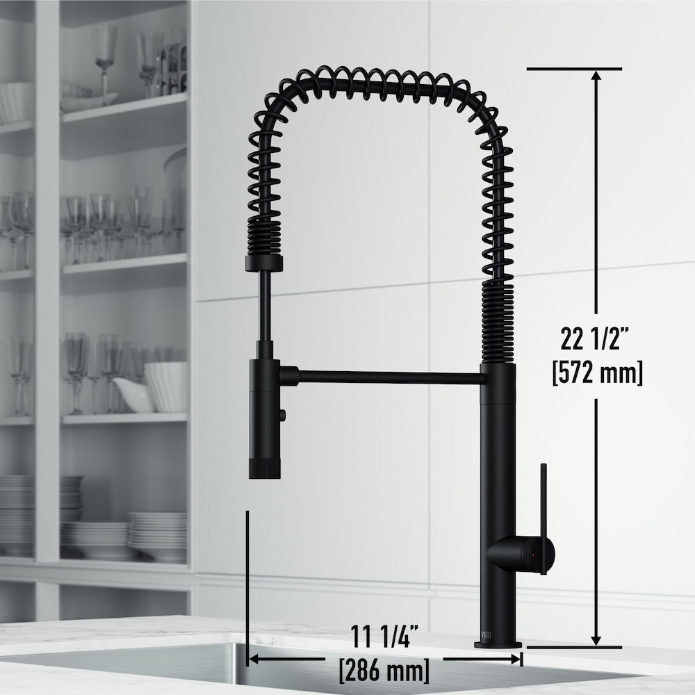 Robinet de cuisine à poignée unique et pulvérisateur rétractable Sterling en noir mat