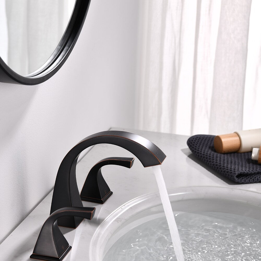 8 in. Widespread 2-Handle Bathroom Faucet with Drain Assembly in Oil Rubbed Bronze