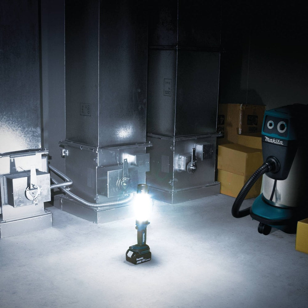 18V LXT Li-Ion Cordless L.E.D. Lantern/Flashlight (Flashlight Only)