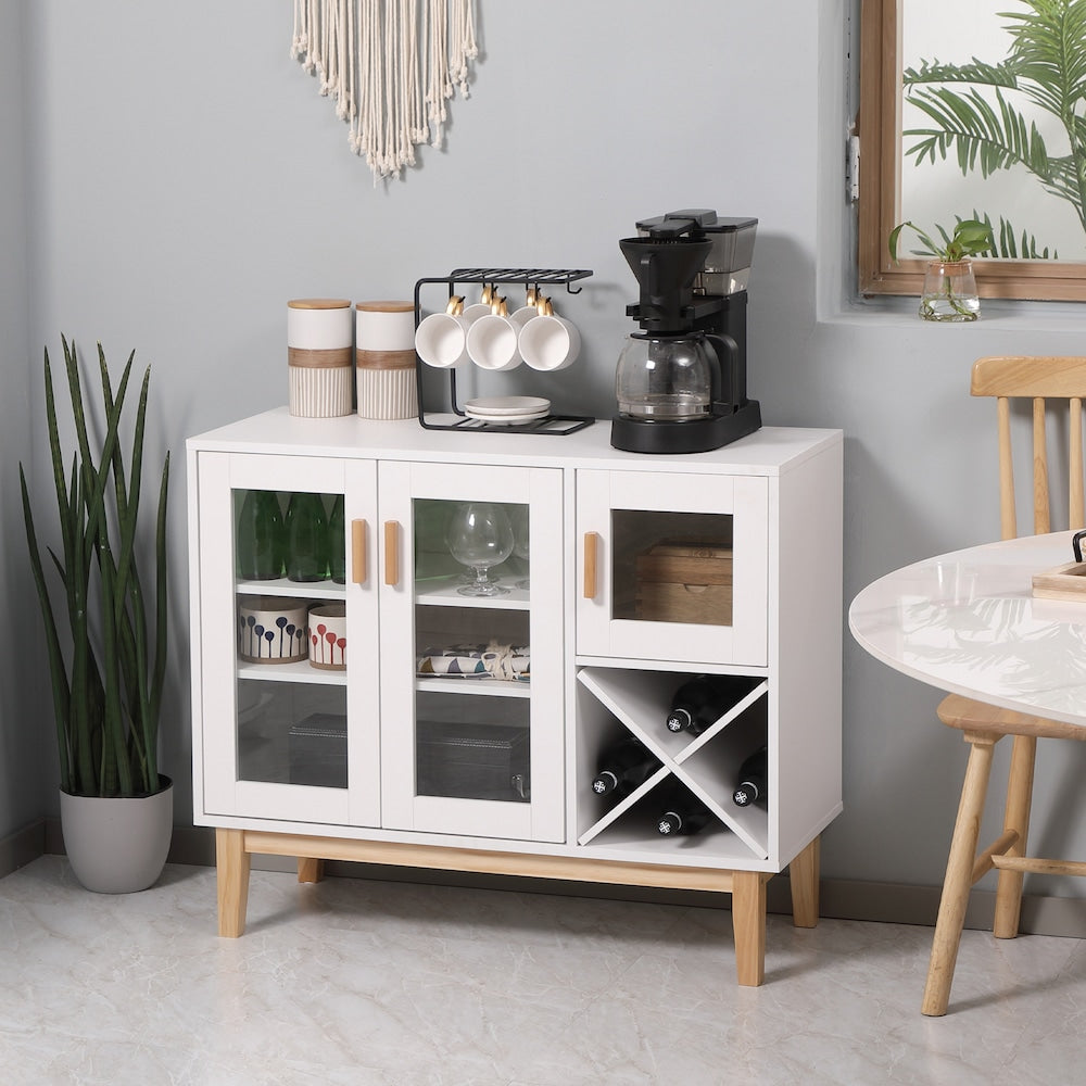 Buffet de cuisine avec portes vitrées et casier à vin blanc