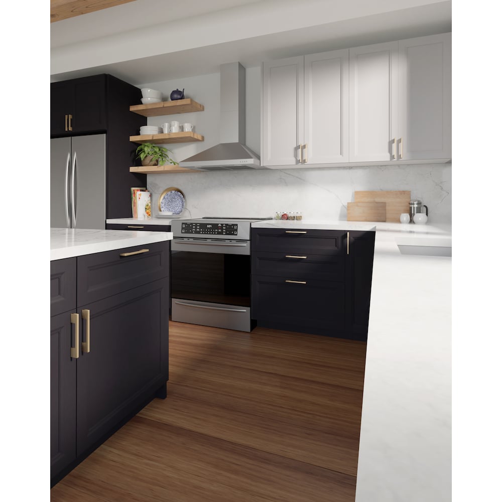 2,375 inch x 3 inch Oradea Sample Moulding in Matt Soft Touch White