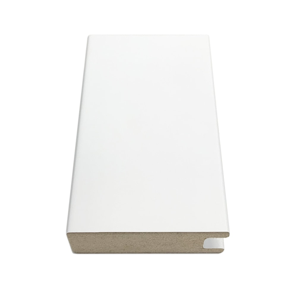 Moulure d'échantillon Riga de 2 pouces x 3 pouces en blanc mat doux au toucher