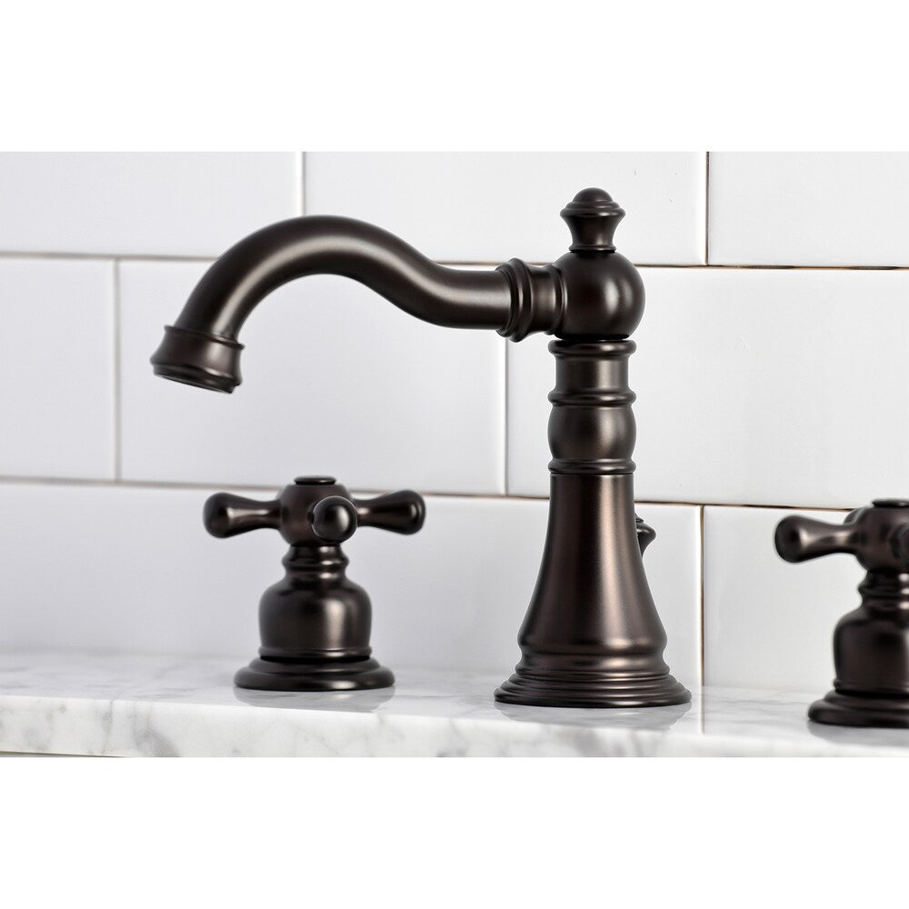 Classic 8 inch Widespread Double Handle Bathroom Faucet in Oil Rubbed Bronze