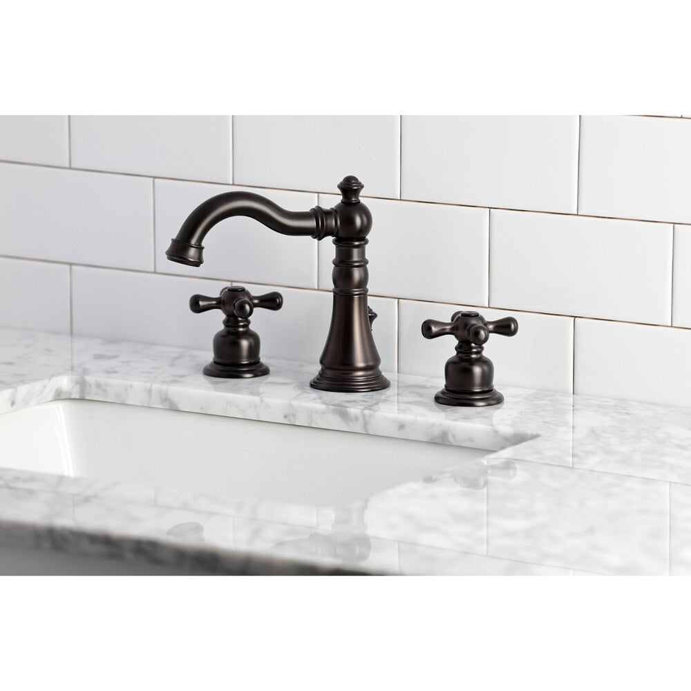 Classic 8 inch Widespread Double Handle Bathroom Faucet in Oil Rubbed Bronze