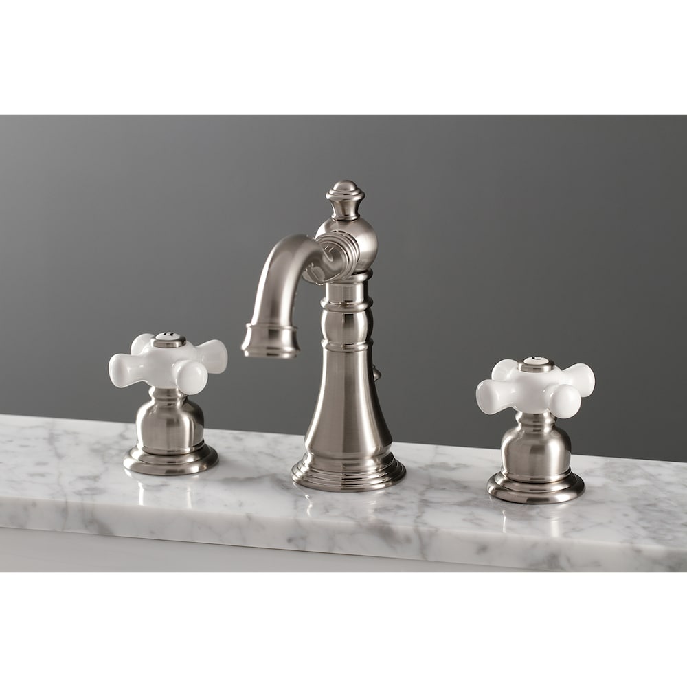 Classic 8 inch Widespread 2-Handle Bathroom Faucet in Brushed Nickel