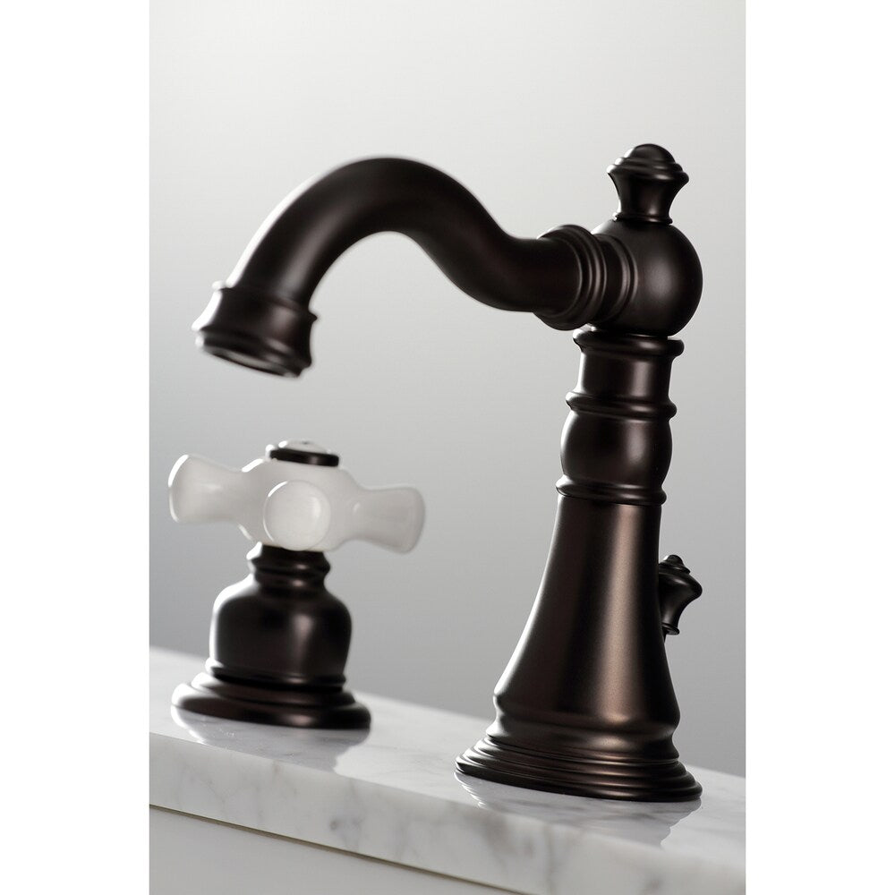 Robinet de salle de bain à 2 poignées en porcelaine classique américaine de 8 pouces en bronze huilé